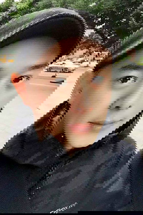 Jiufu Zhong