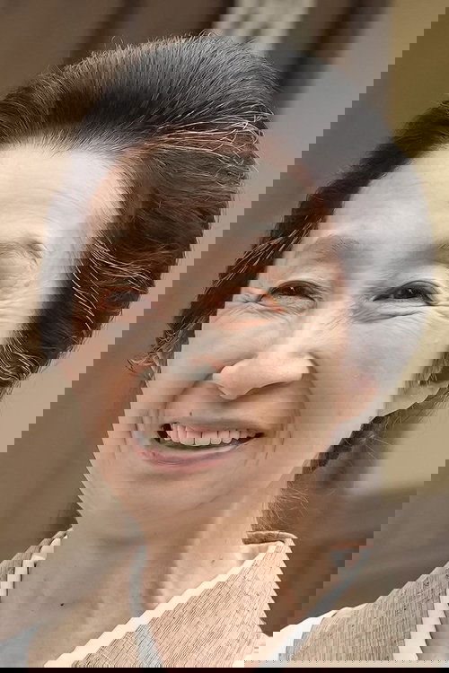 鷲尾真知子